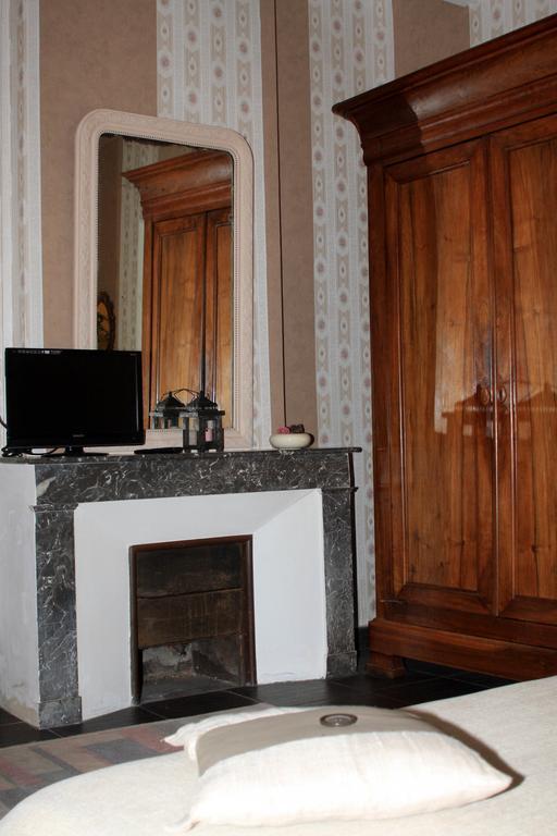 Chateau La Moune Montussan Екстериор снимка